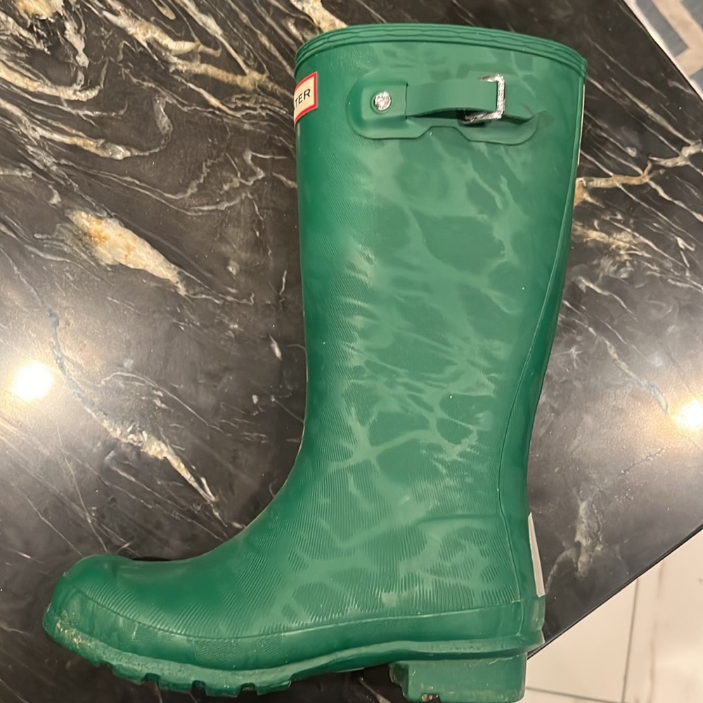 Girls Hunter green boots size 2 - Picture 3 of 4